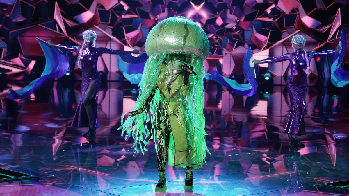 Who Is Jellyfish on 'The Masked Singer'? - The Jellyfish Revealed ...