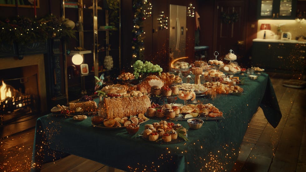 Dawn French returns in M&S' Christmas advert