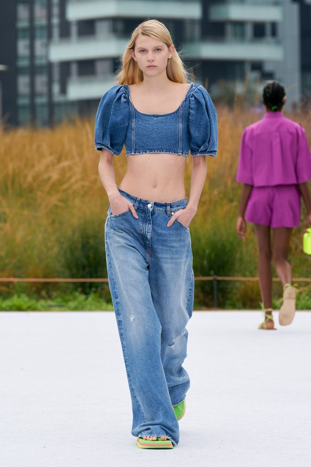 Gutter sponsor mønster 5 New Denim Trends for 2022 - Styles of Jeans to Buy Next Year