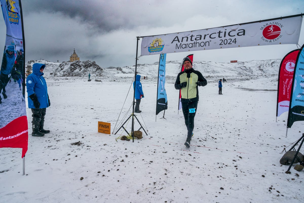 He Ran a Marathon on All 7 Continents After Beating Cancer 6 Times