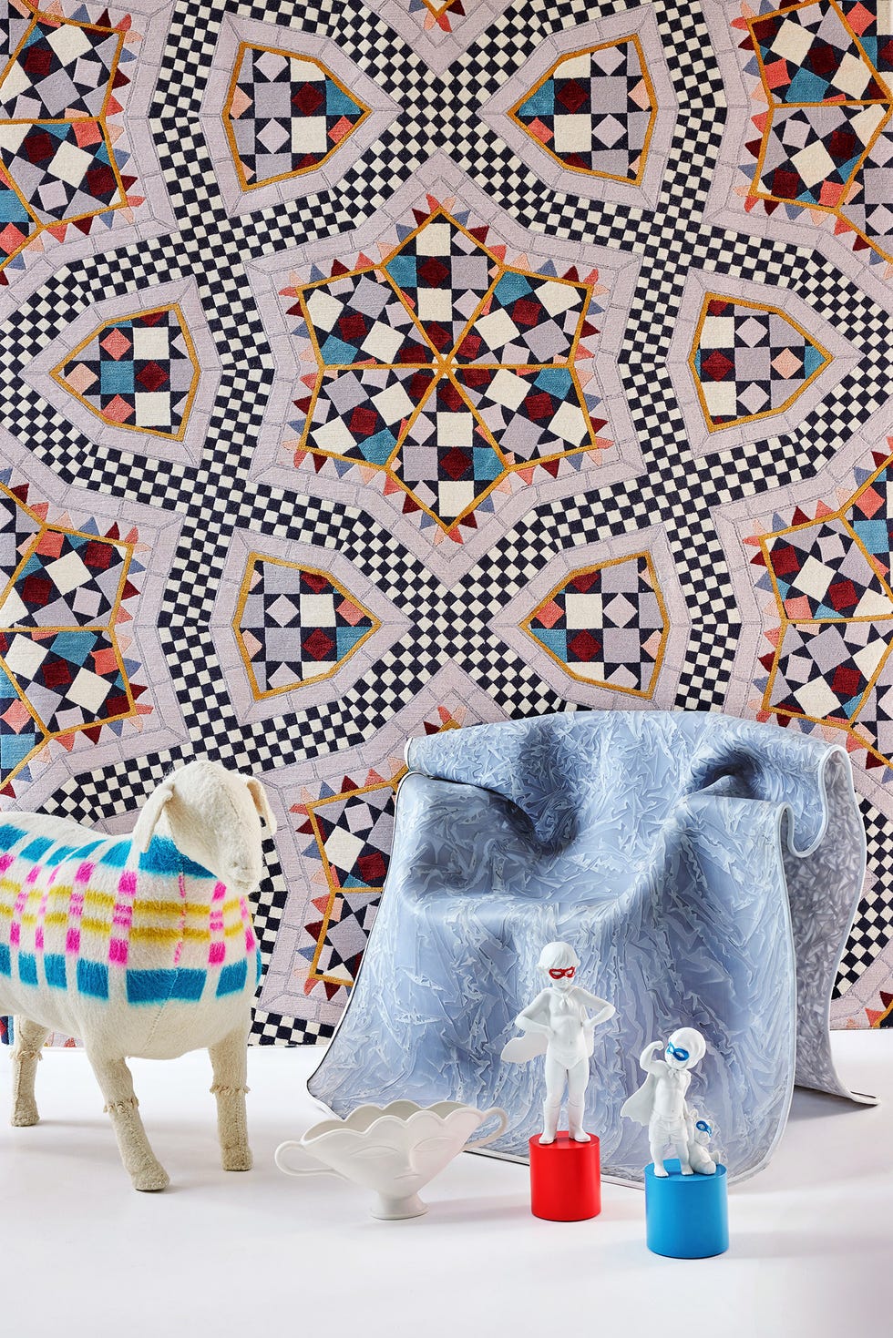 muebles de diseño con color y humor