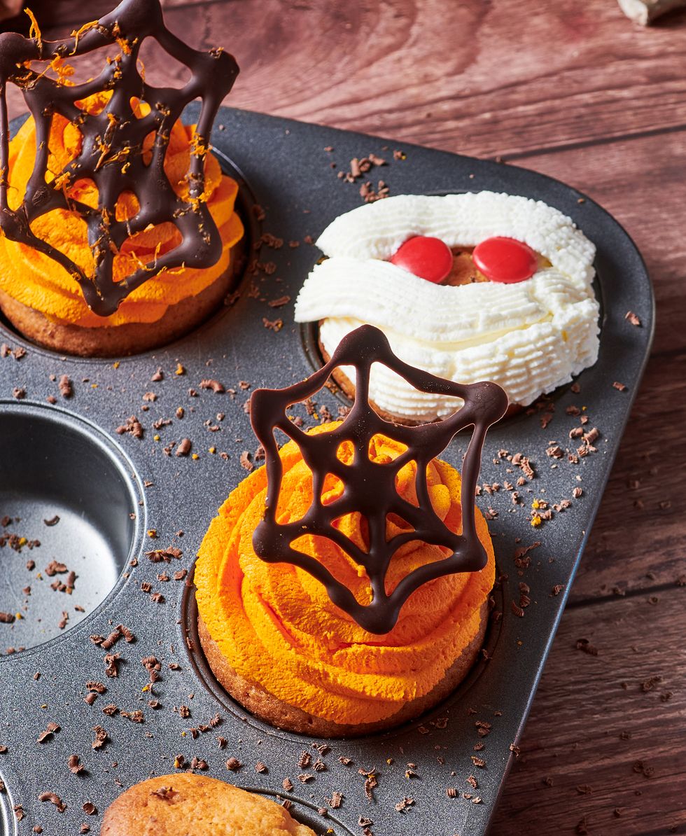 Calderos para dulces hechizos de Halloween - Tortas con Ideas