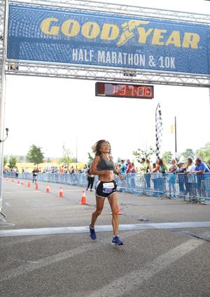 atleta, 71 años, logra, record, mundial, media, maratón