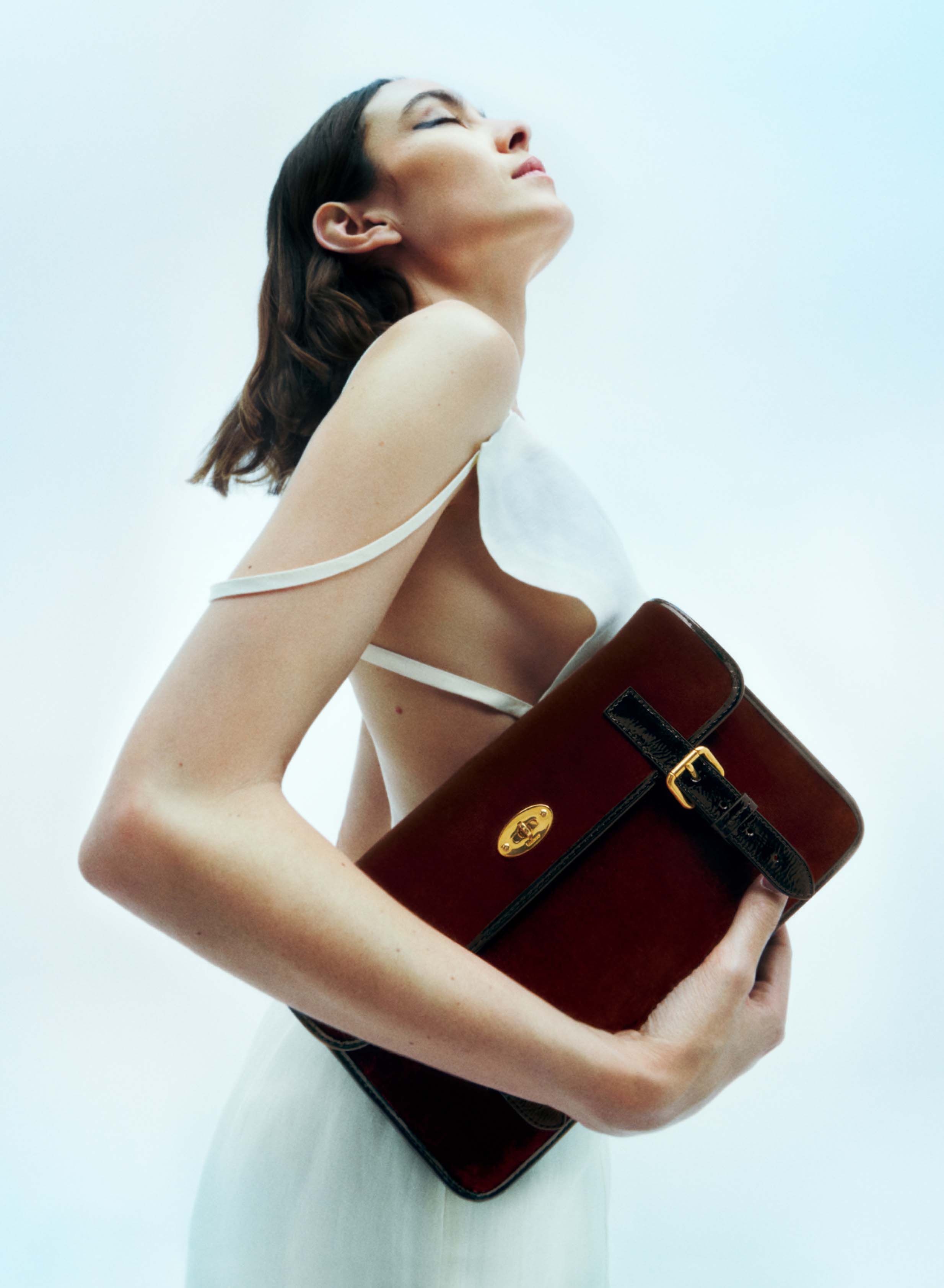 Chung collaborates with Mulberry, a decade after the Alexa bag was first launched