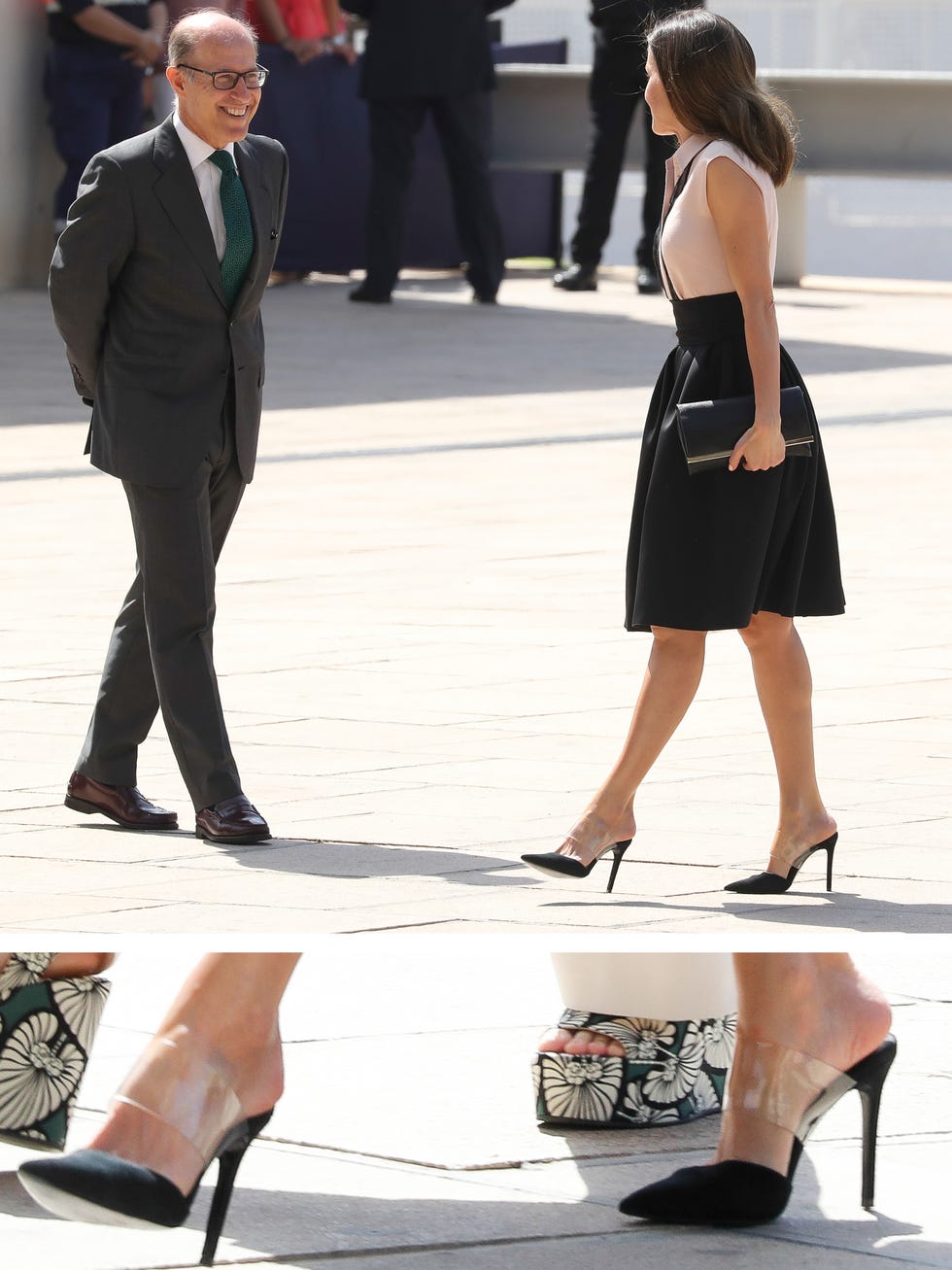 Doña Letizia se decantó por una de sus prendas, fetiches de esta temporada, unos mules con tira de vinilo de Steve Madden