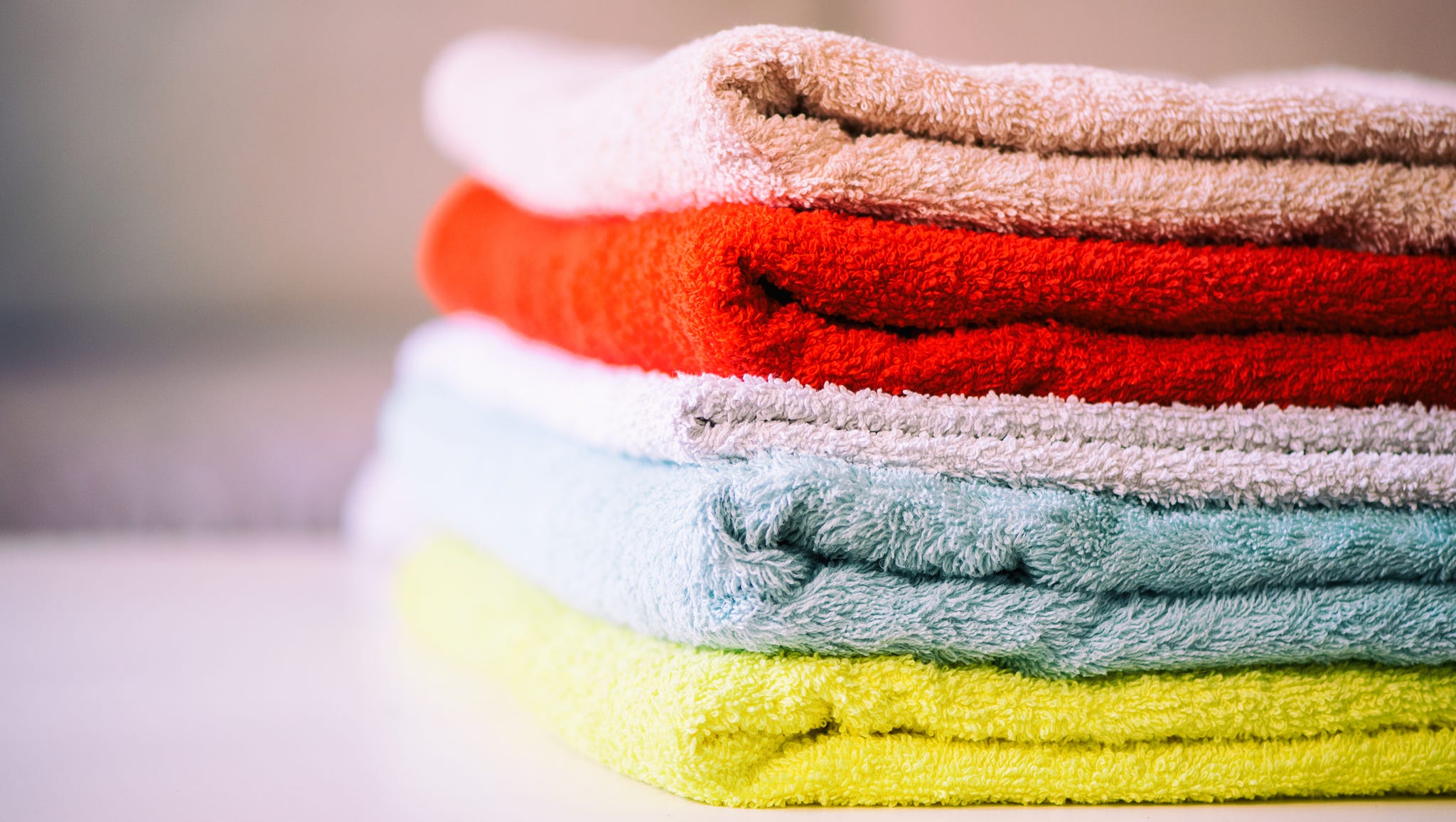 Multicolored bath towels