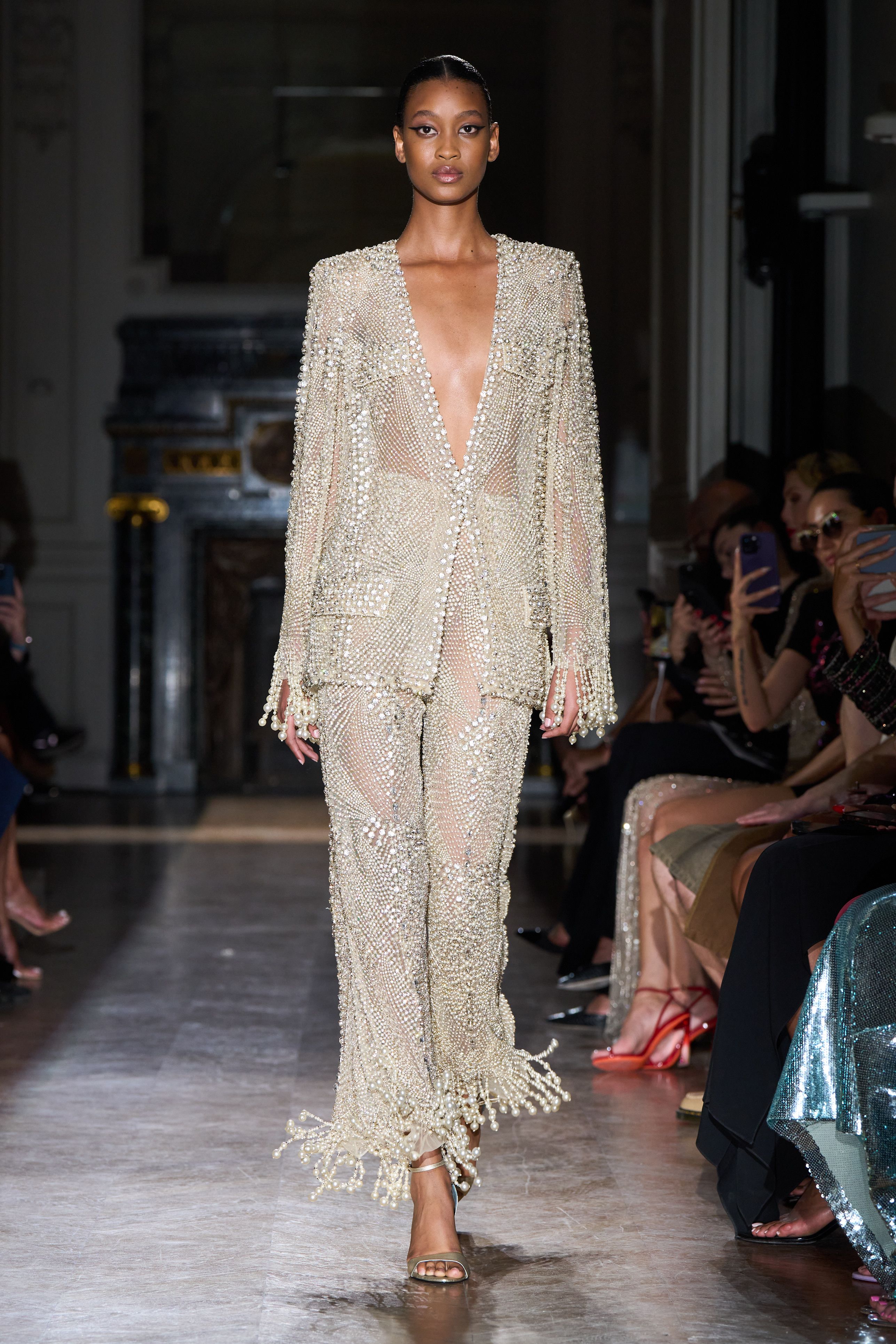 ズハイル・ムラド（ZUHAIR MURAD）2024-25秋冬オートクチュール