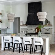 kitchen island lighting ideas, beaded chandliers