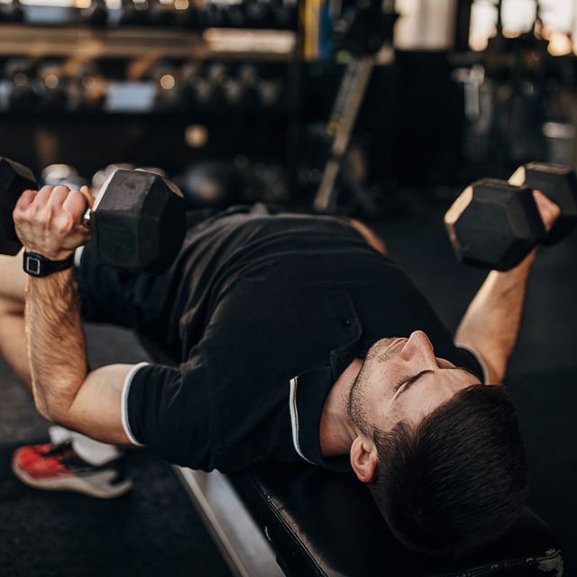 This Chest, Back and Arms Workout Uses the 'Rest-Pause' Method for Fast  Gains