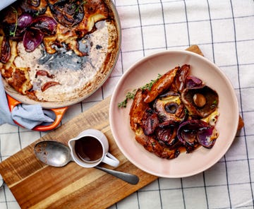 mushroom caramelised onion toad in the hole