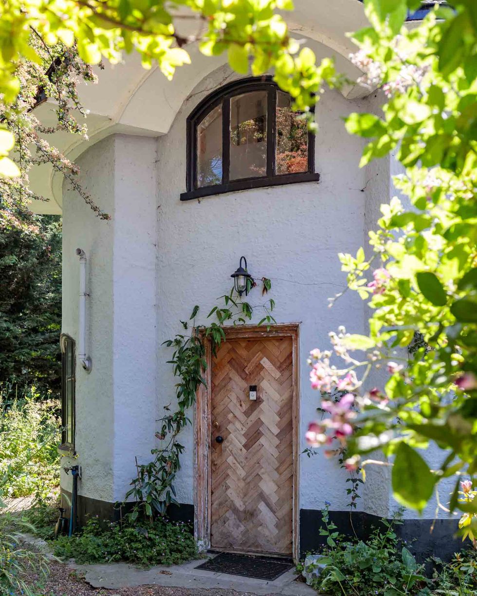 this fairy tale mushroom house is for sale in north london