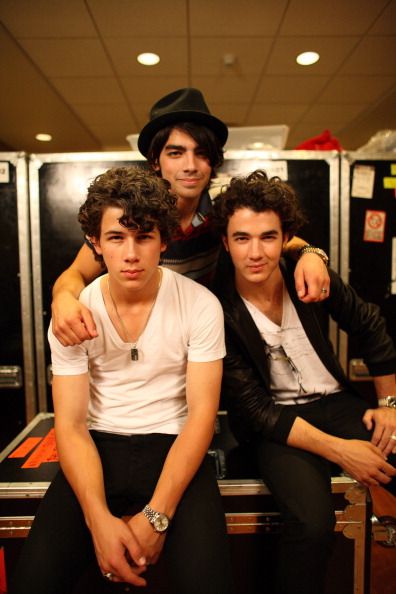 Opsommen snor periodieke How the Jonas Brothers Feel About Their Purity Rings Now