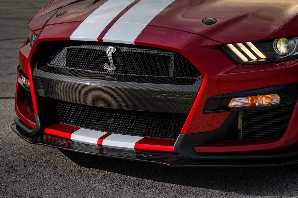 Cover Your Shelby GT500 in $4730 of New Carbon-Fiber Accessories