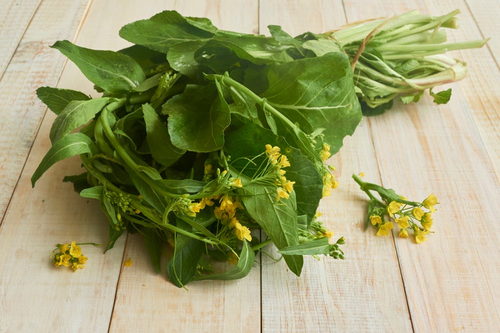 mustard greens fall superfoods