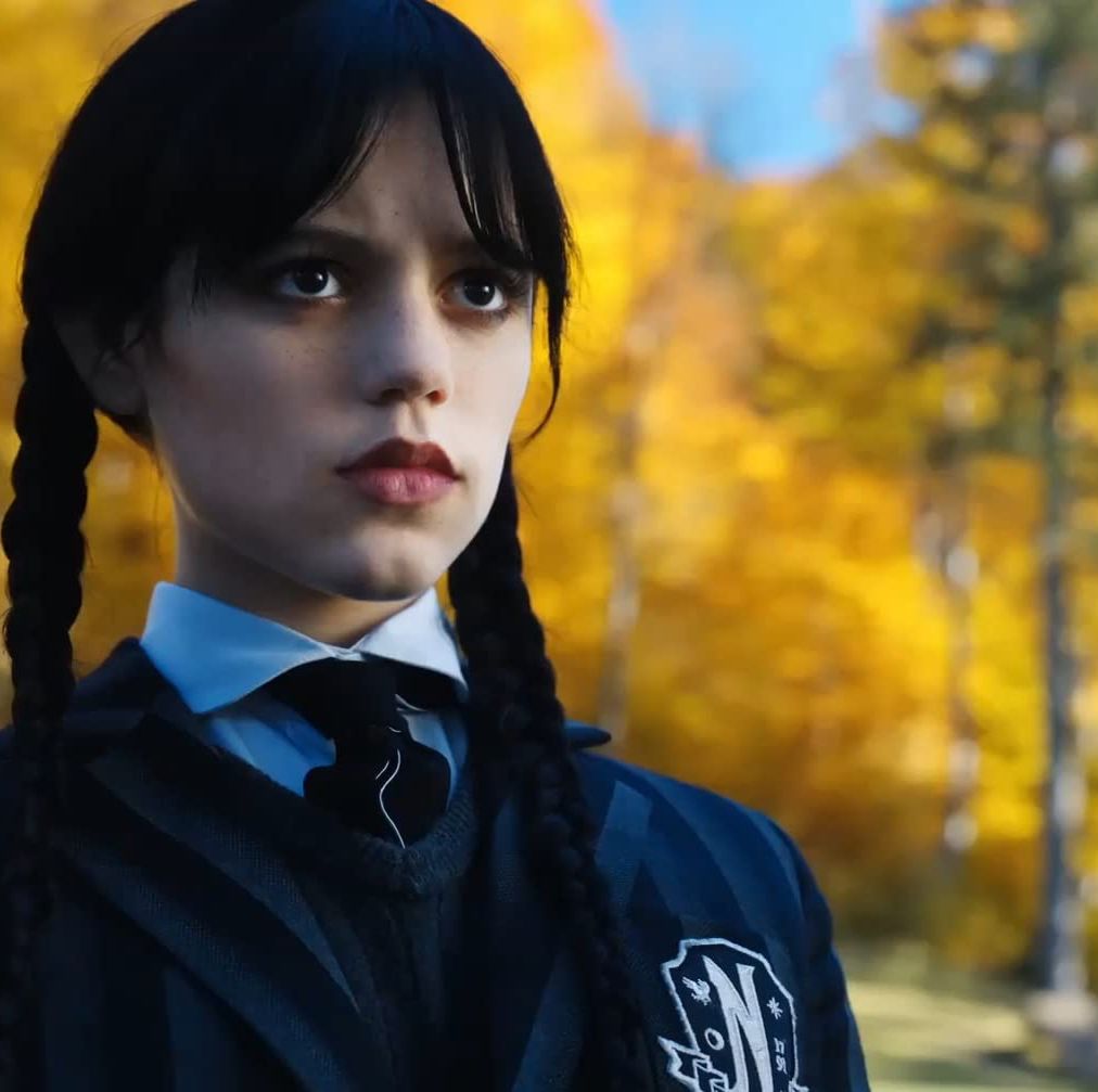 How to Get Jenna Ortega's Viral Wednesday Addams Makeup From Netflix's  Wednesday