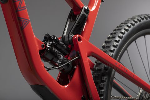 Bicycle wheel, Vehicle, Bicycle part, Bicycle, Bicycle tire, Bicycle frame, Bicycle drivetrain part, Spoke, Red, Hybrid bicycle, 
