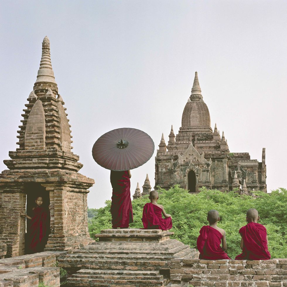 myanmar, bagan, buddhist monks