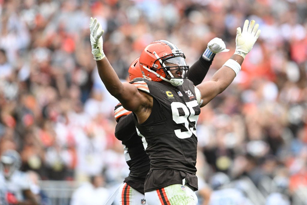 Cleveland Browns player first to wear zero