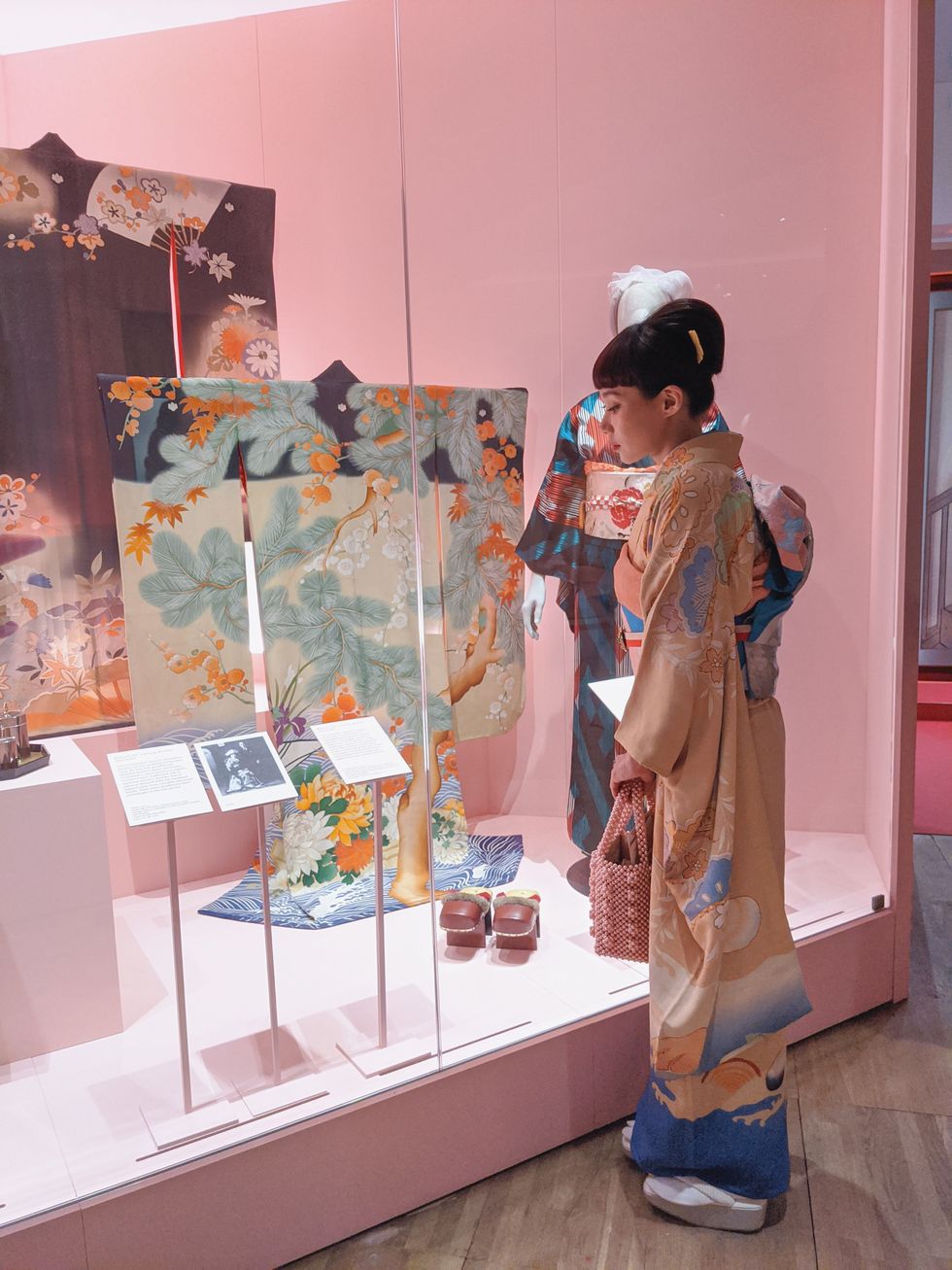 Pink, Kimono, Display window, Costume, Peach, Art, 
