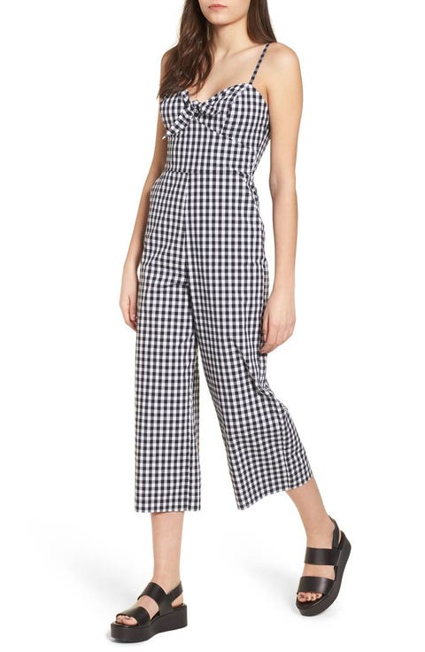 Clothing, White, Dress, Shoulder, Pattern, Day dress, Fashion model, Photo shoot, Polka dot, One-piece garment, 
