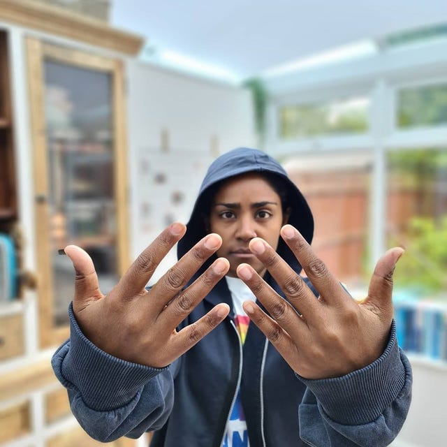 nadiya hussain hands