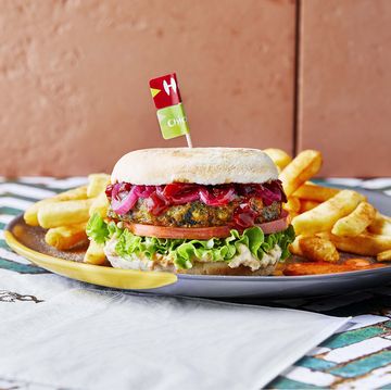 a nando’s vegan burger is finally on the menu