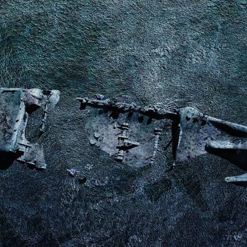 The wreck Op deze tekening is het wrak van de jonk Nanhai Nr 1 in het slib op de zeebodem uitgebeeld voordat het schip werd gelicht