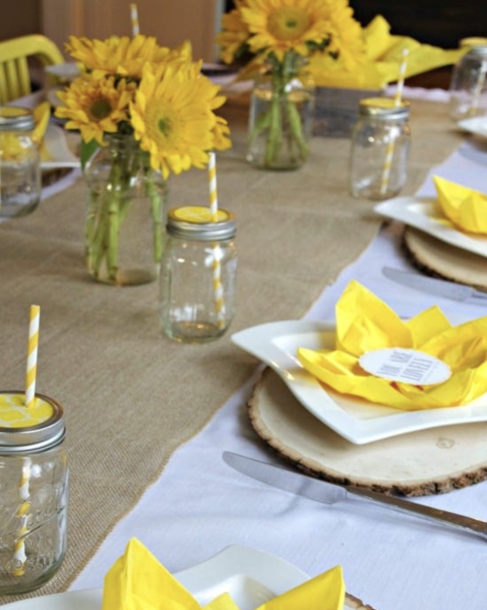 24 Thanksgiving Napkin Ideas to Match Every Table Motif