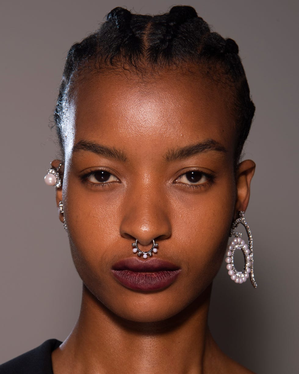 septum piercing