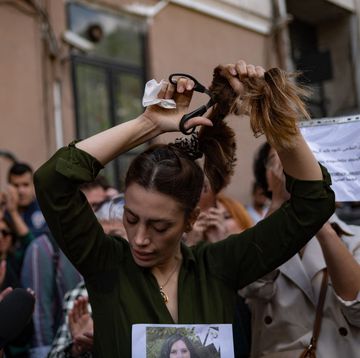 topshot turkey iran women rights demo