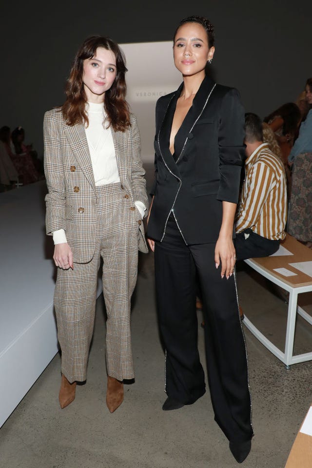 natalia dyer at veronica beard's nyfw show﻿