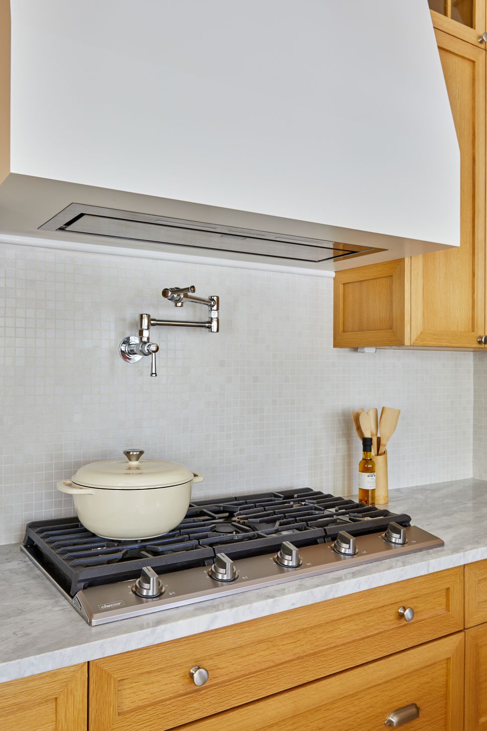 stovetop with pot filler