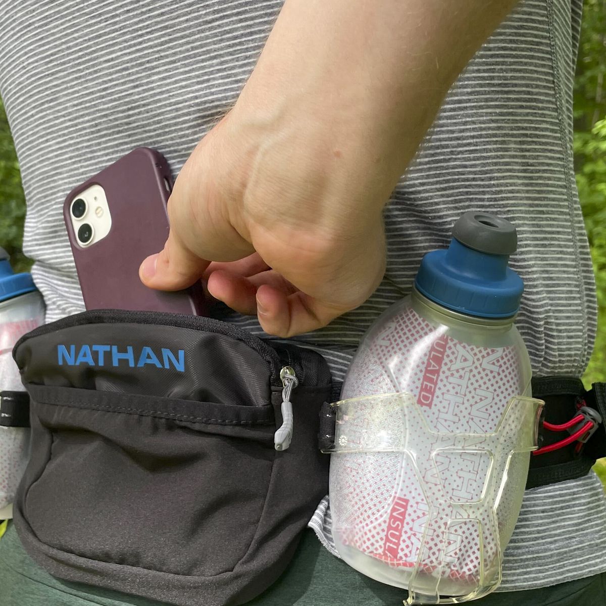 Stay hydrated in style with these water bottle bags