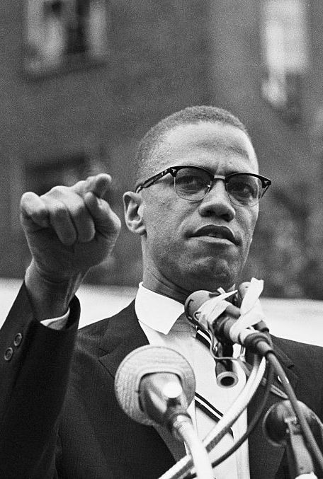 malcolm x speaking at rally