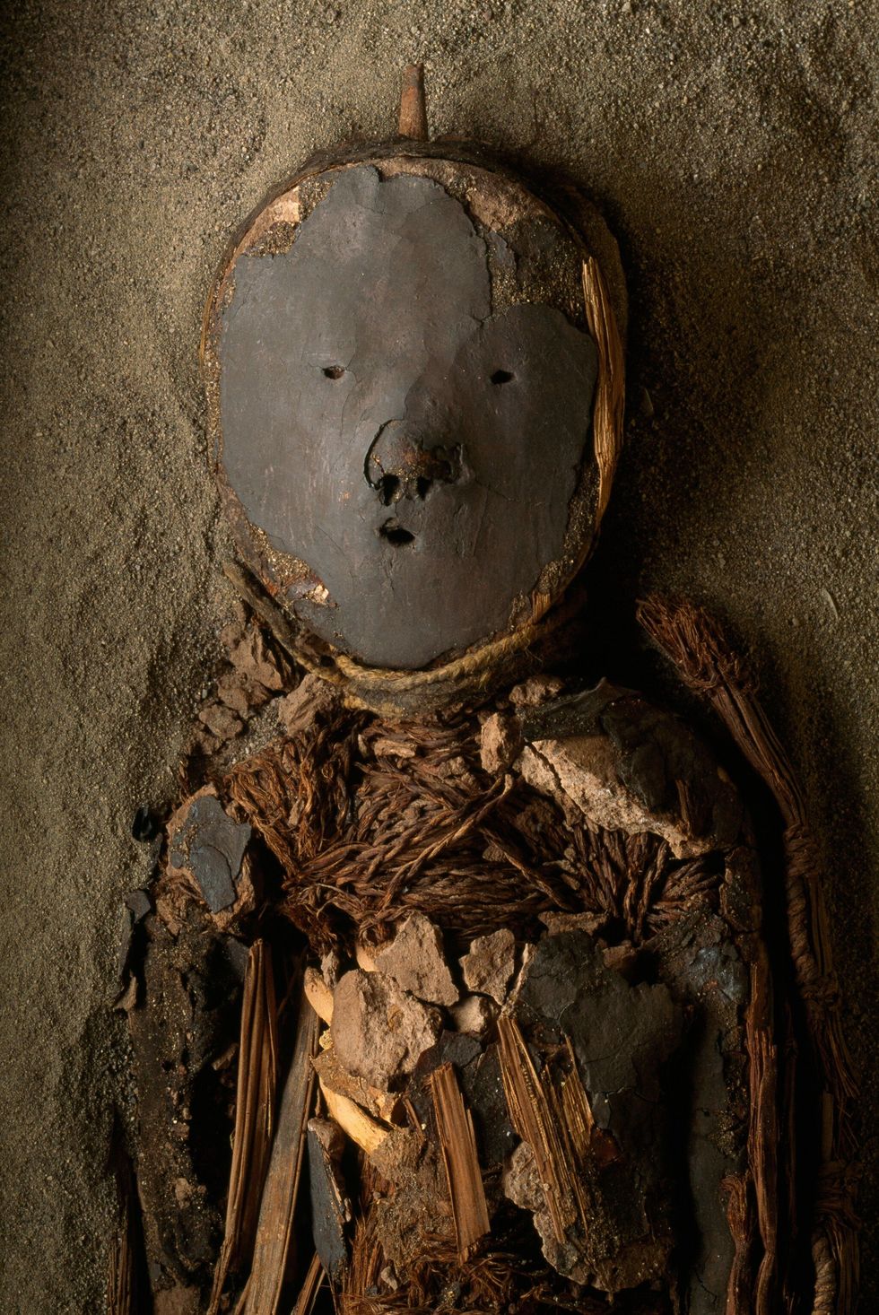Het volk van de Chinchorro gebruikte maskers van klei en stukken hout om zijn mummies vorm te geven en te versieren