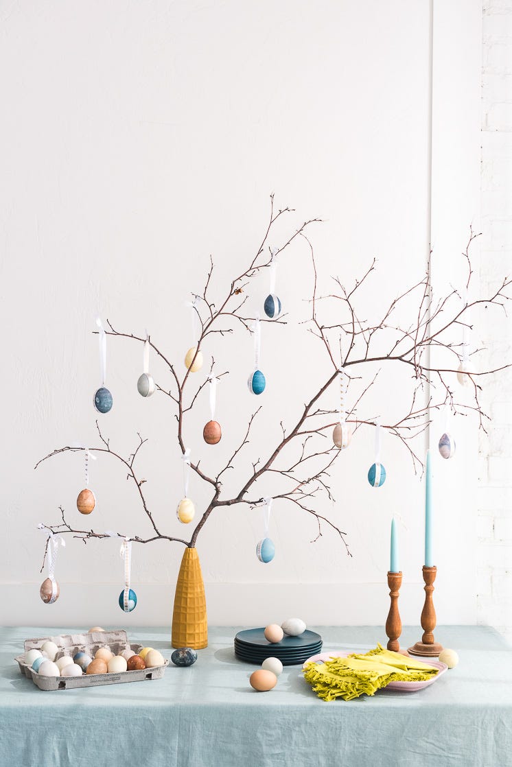 Naturally Dyed Eggs - DIY Easter Tree Ideas