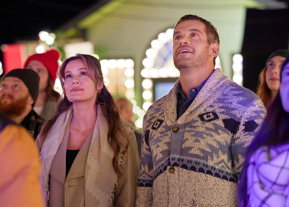 Best Hallmark Holiday Movies to Watch - Hallmark Christmas Films