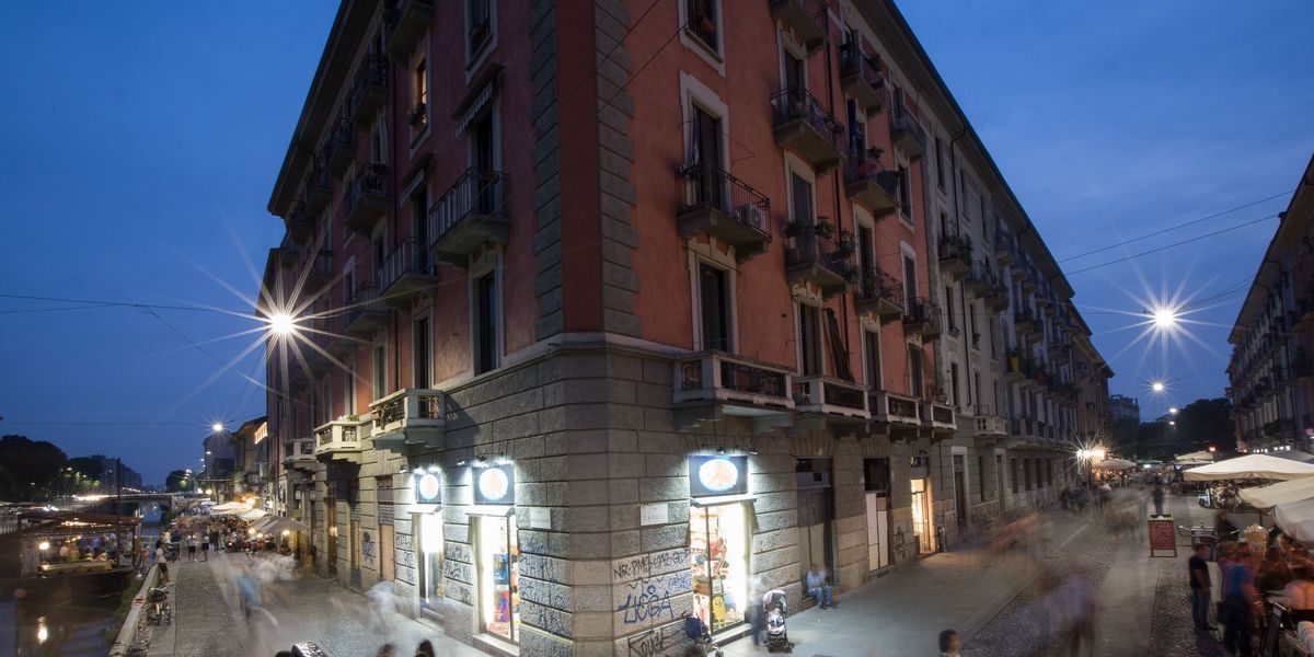 De Navigli is een trendy Milanese wijk met veel eettentjes en een bruisend nachtleven