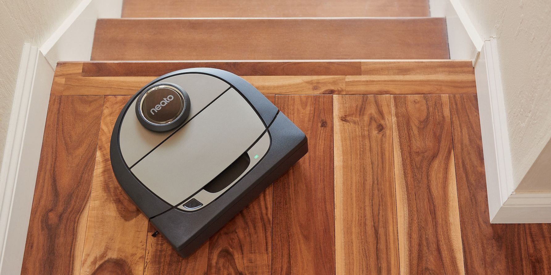 neato floor vacuum