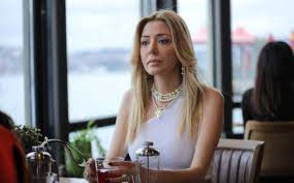 nebahat atakul  hermanos serie turca