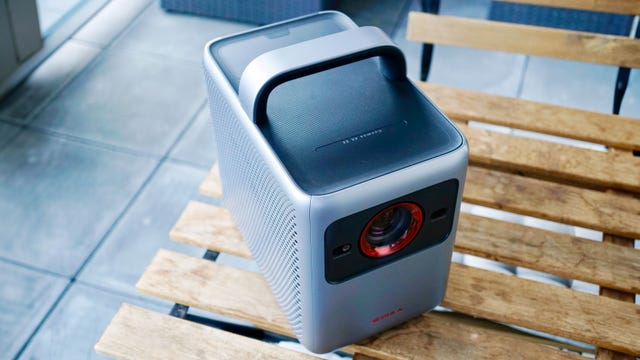 nebula cosmos 4k se projector review