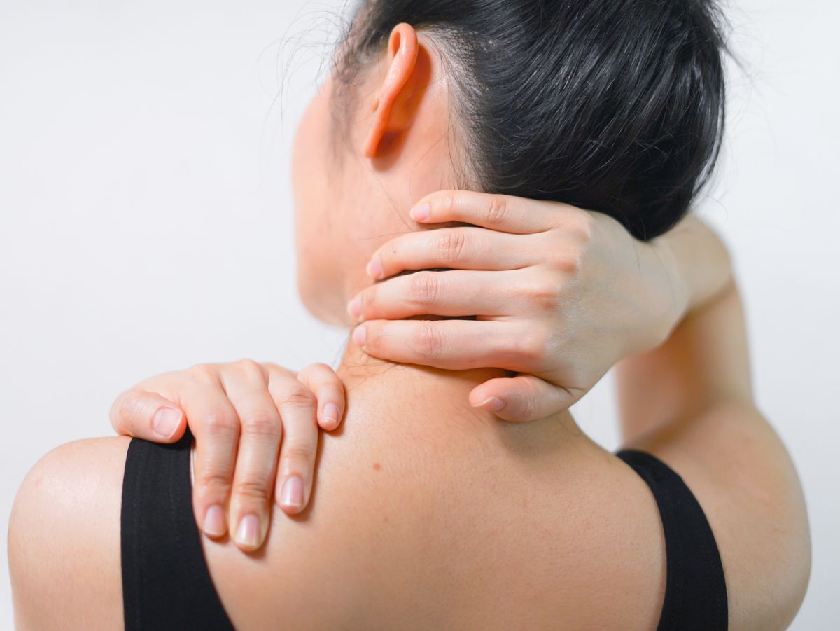Shoulder Blade Pain Relief  5 Ways to Get Neck and Shoulder Blade