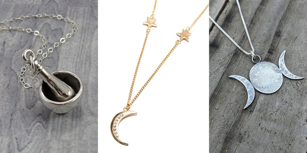 Jewellery, Pendant, Fashion accessory, Necklace, Chain, Locket, Body jewelry, Silver, Metal, Silver, 
