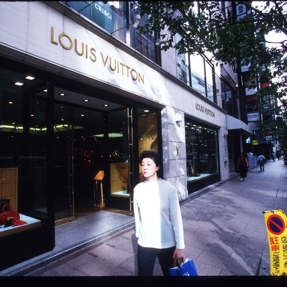 Jun Aoki and Peter Marino for Louis Vuitton in Tokyo - Interni Magazine