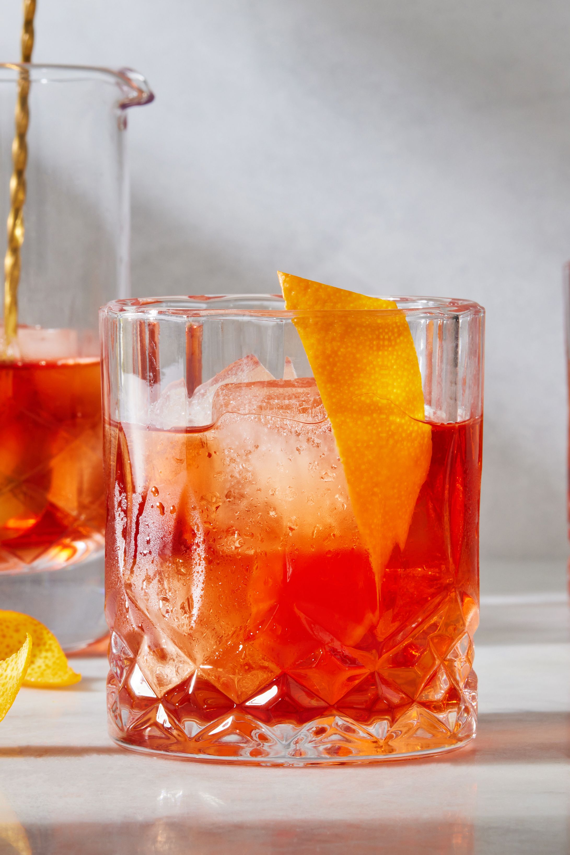 10 Easy Bitter Cocktail Recipes - Alcohol-Forward Cocktail Ideas