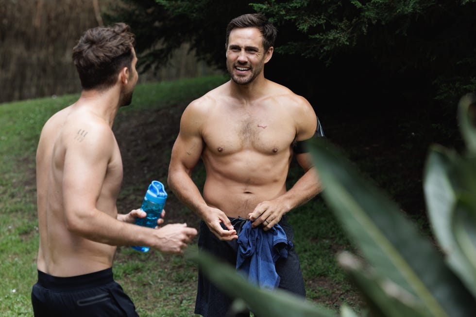 rhett norman and aaron brennan in neighbours