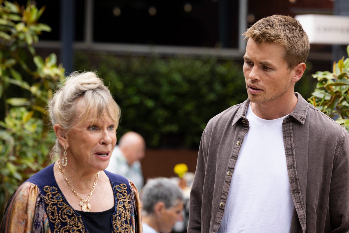 preview for Neighbours Soap Scoop! Darcy plots to destroy Karl