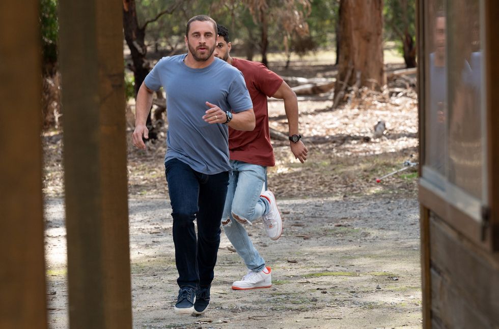 photo of andrew rodwell and levi canning in neighbours