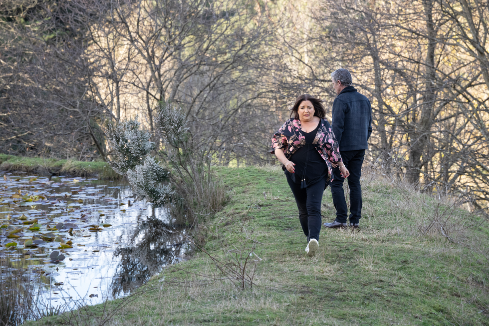 paul robinson and terese willis in neighbours