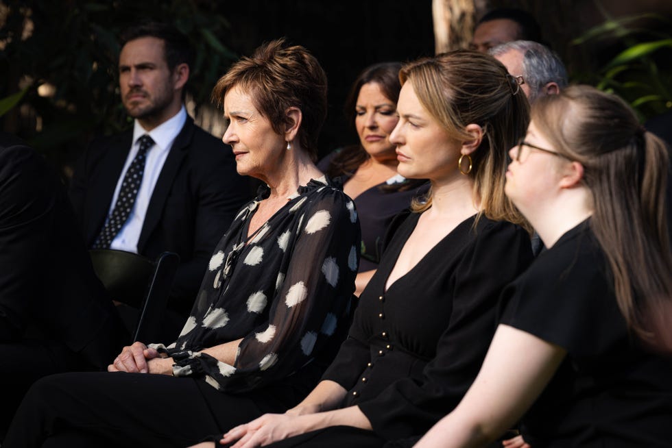 amanda harris's memorial service in neighbours